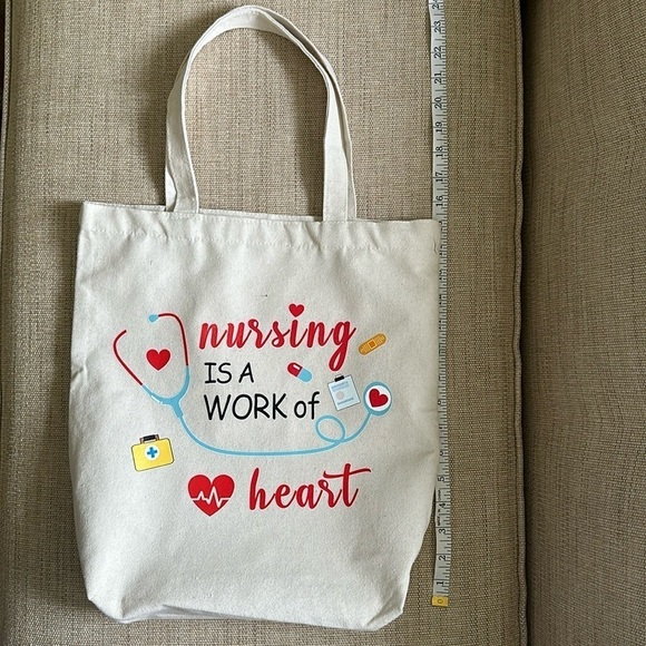Bundle RN Nursing Badge Reel, Canvas Tote Bag, Pen & Keychain - Picture 7 of 10